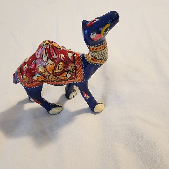 Hand-painted enamel over cast iron Camel Navy - Picture 1 of 10